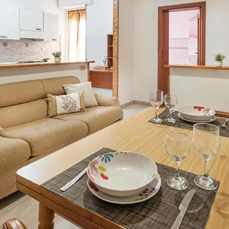 Pm 98 Via Paoli Appartement *